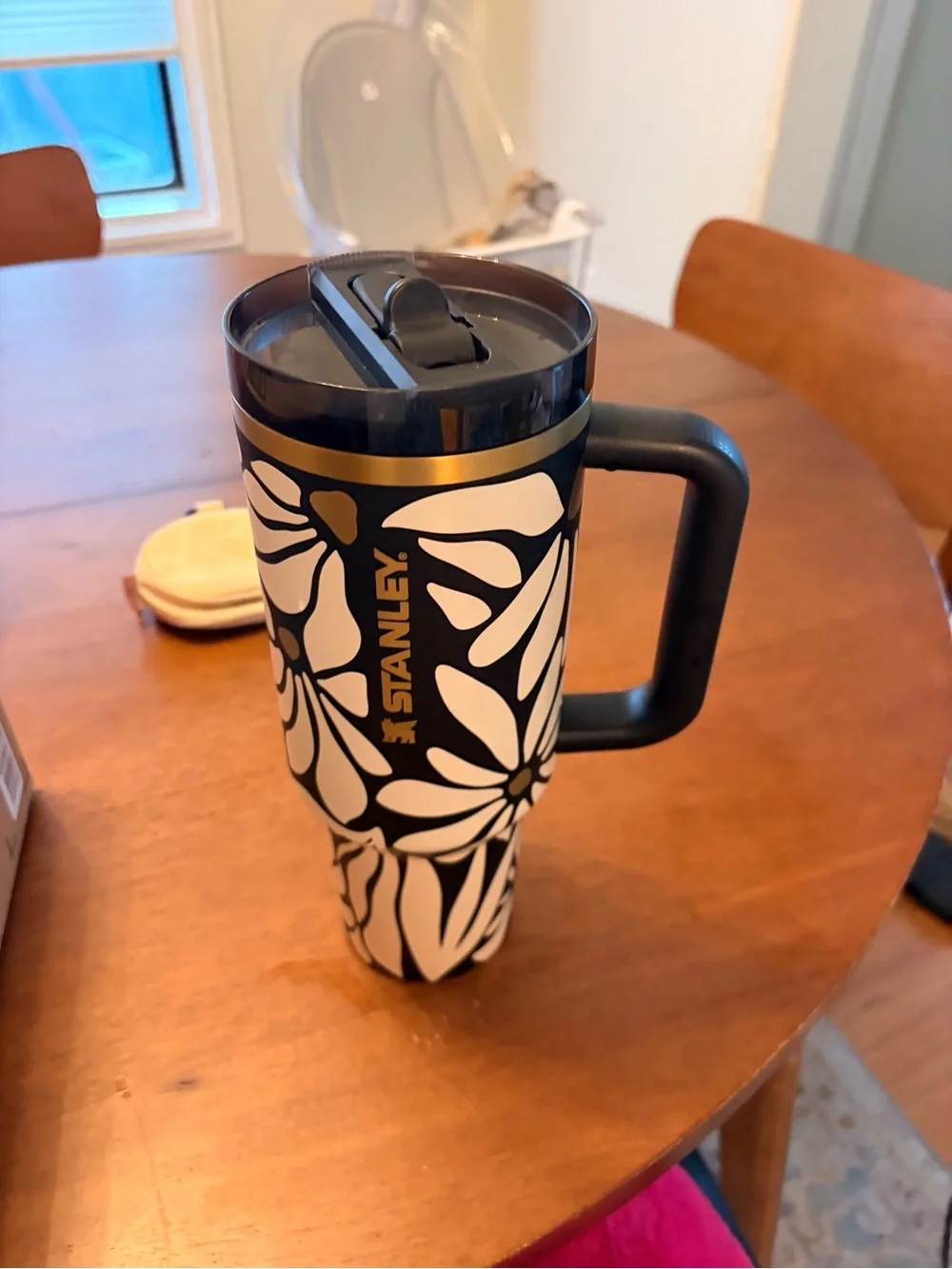 Stanley Protour 40 oz - Picture 2 of 5